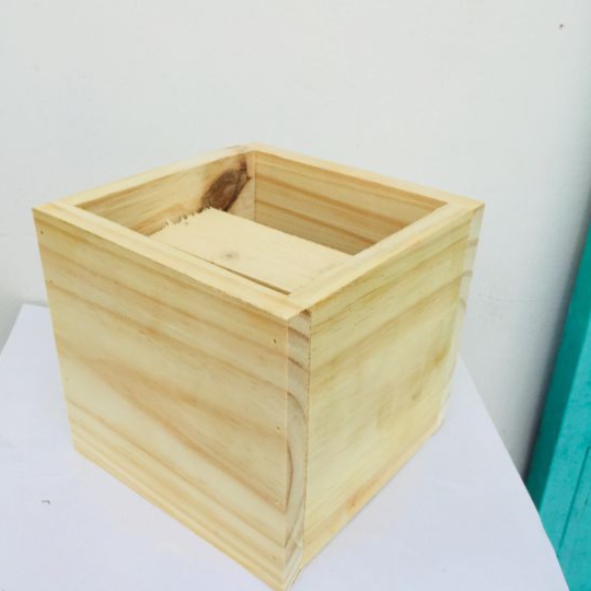 HỘP GỖ VUÔNG TRƠN NHỎ