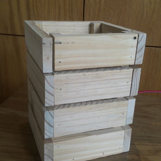 HỘP VUÔNG 4 NẤC