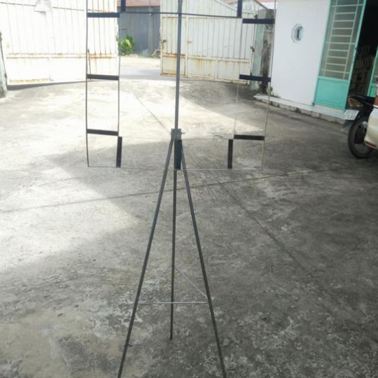 KỆ SẮT HÌNH VUÔNG