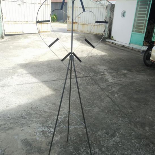 KỆ SẮT TRÁI TIM